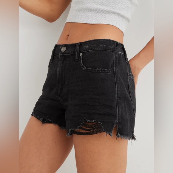 NWOT Aerie Distressed Shorts - Picture 3 of 8